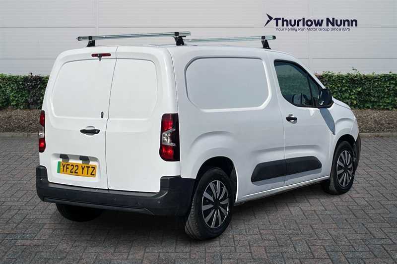 Citroen e-Berlingo 800 50Kwh Enterprise M Pro Panel Van White #4
