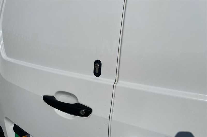 Citroen e-Berlingo E-berlingo Feel Black #35