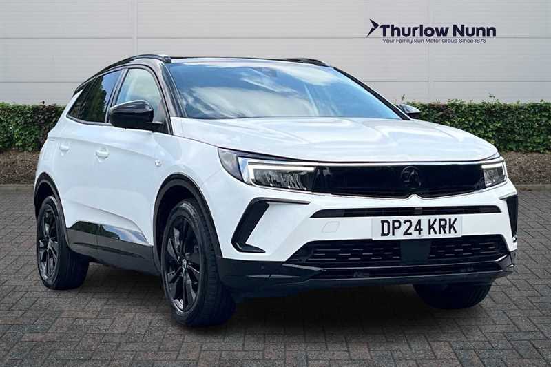 Vauxhall Grandland 1.6 14.2 Kwh 225 Ps Gs Plug-in Hyb White