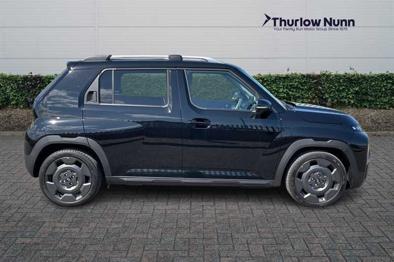 Hyundai Inster Long Range 49Kwh Cross Suv 115 Black #2