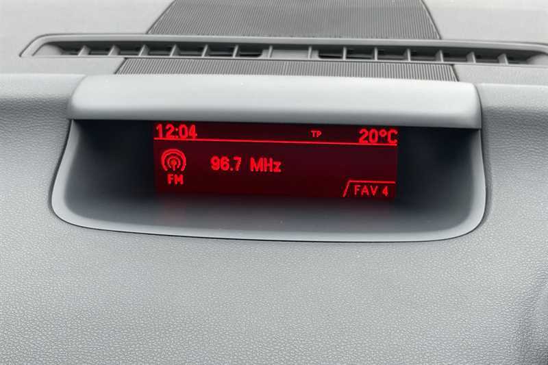 Vauxhall Meriva Tech Line 5-Door Blue #17
