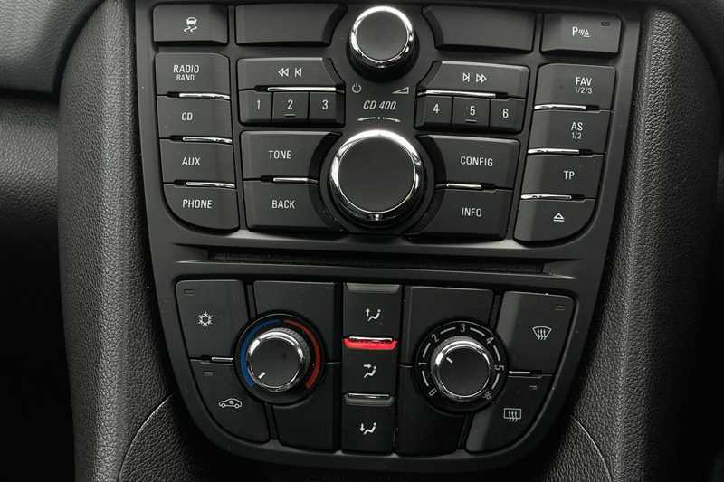 Vauxhall Meriva Tech Line 5-Door Blue #30