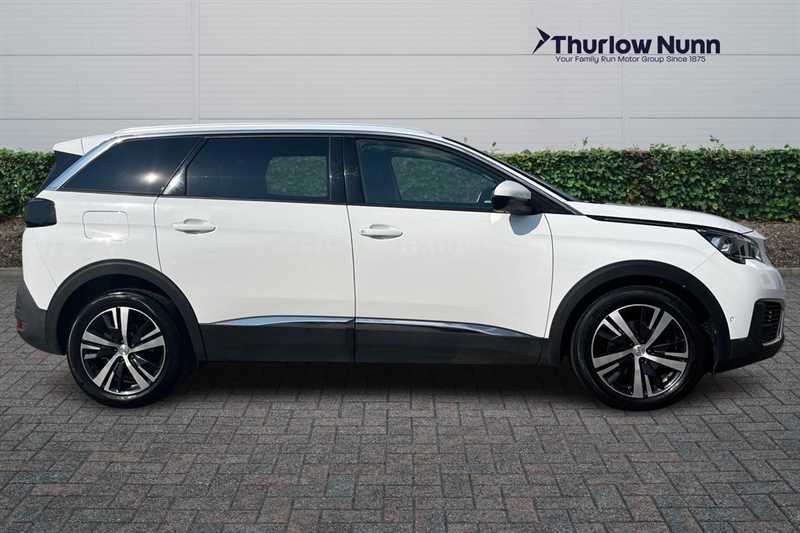 Peugeot 5008 1.2 Puretech Allure Suv Euro 6 EN19HYP White #2