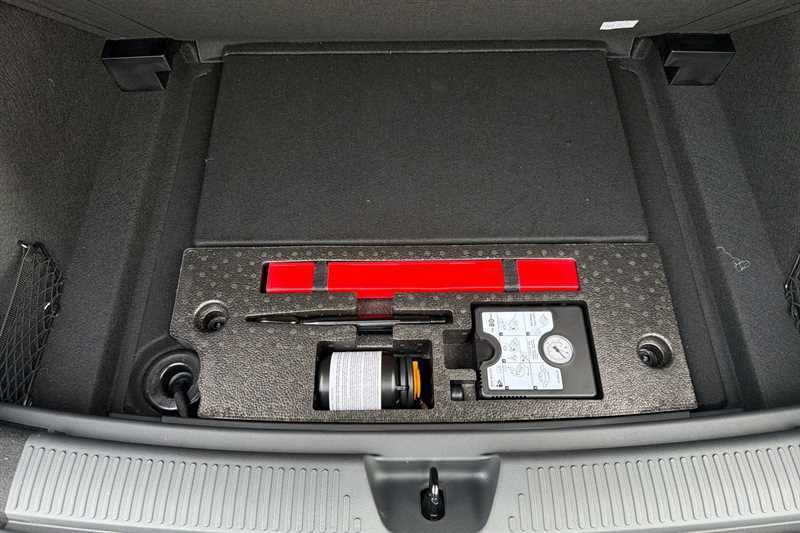MG MG4 118Kw Premium Long Range 54Kwh Blue #43