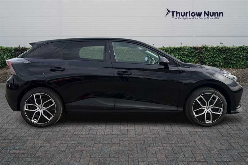 MG MG4 64Kwh Trophy Long Range Hatchback Aut Black #2