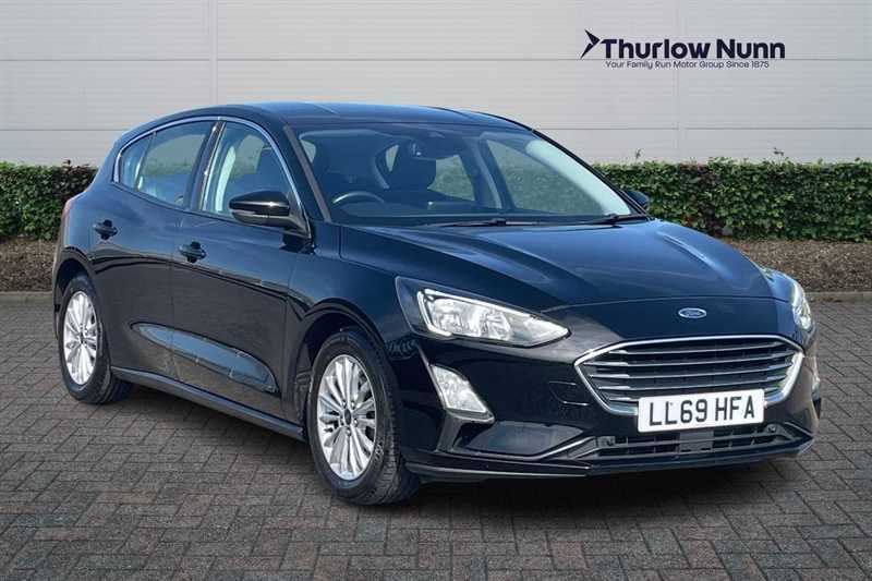 Ford Focus 1.0T Ecoboost Titanium Hatchback Black