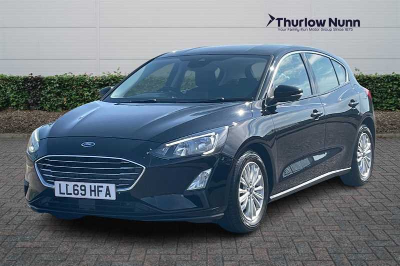 Ford Focus 1.0T Ecoboost Titanium Hatchback Black #6