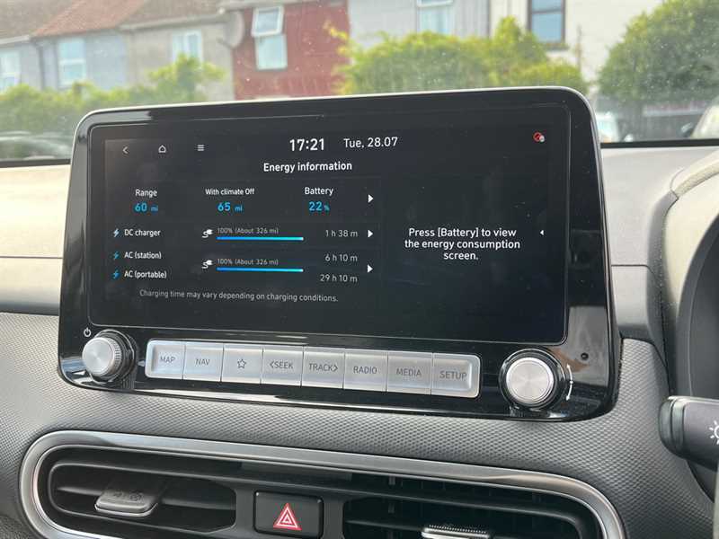Hyundai Kona Premium Black #20