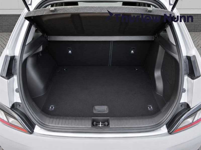 Hyundai Kona Premium Black #10