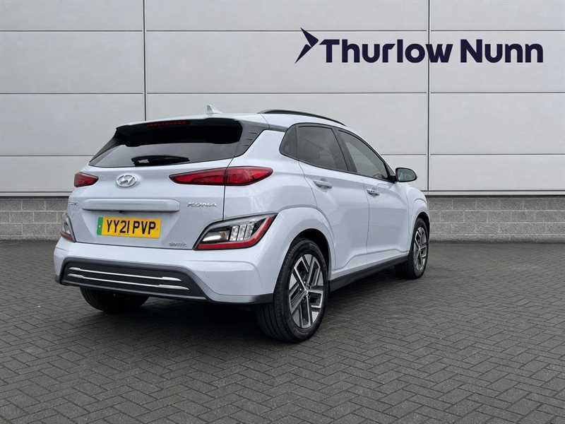 Hyundai Kona Premium Black #8