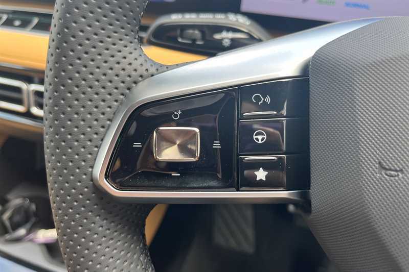 MG HS 1.5 T Gdi Se Suv Dct Ss Black #21