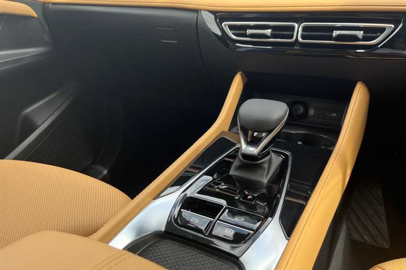 MG HS 1.5 T Gdi Se Suv Dct Ss Black #14