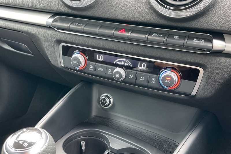 Audi A3 Audi 30 Tfsi Sport S Tronic White #15