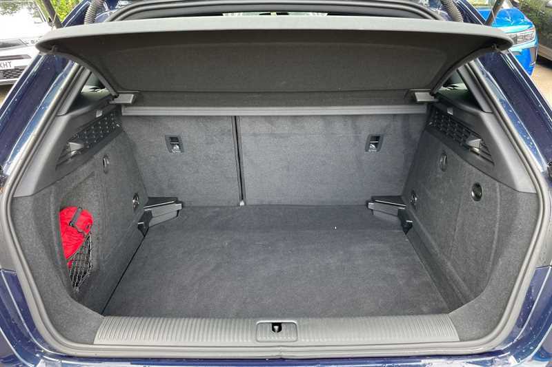 Audi A3 Audi 30 Tfsi Sport S Tronic White #24