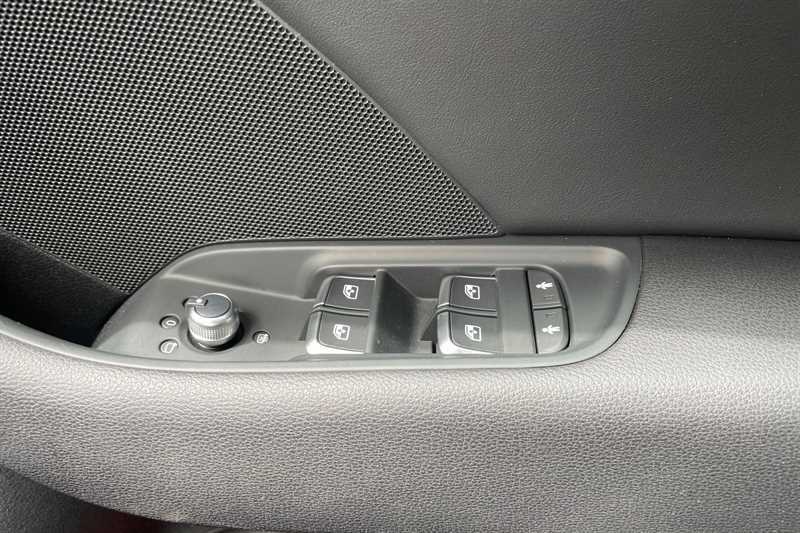 Audi A3 Audi 30 Tfsi Sport S Tronic White #16