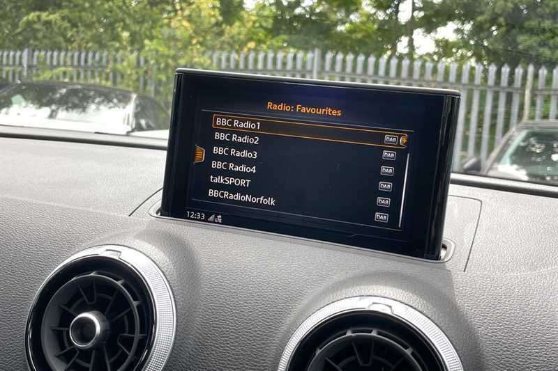 Audi A3 Audi 30 Tfsi Sport S Tronic White #19