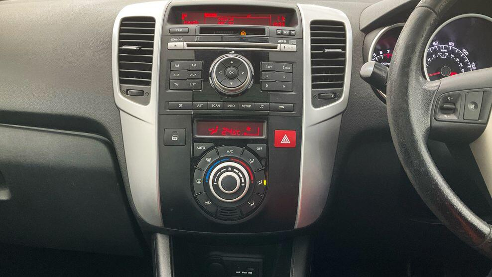 Kia Venga Hatchback Blue #7
