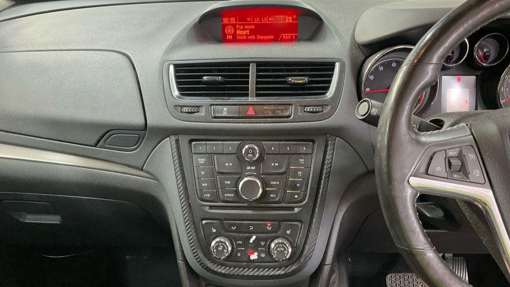 Vauxhall Mokka Hatchback Silver #8