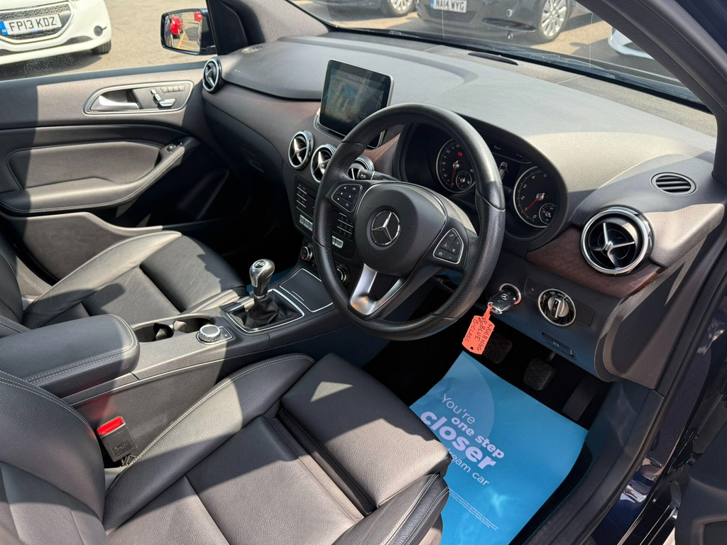 Mercedes-Benz B Class B200d Amg Line Executive Black #9