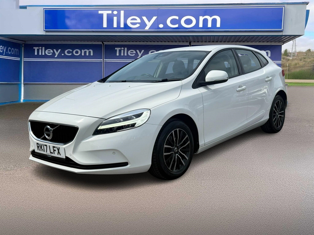 Volvo V40 2.0 T3 Momentum Euro 6 Ss  #3