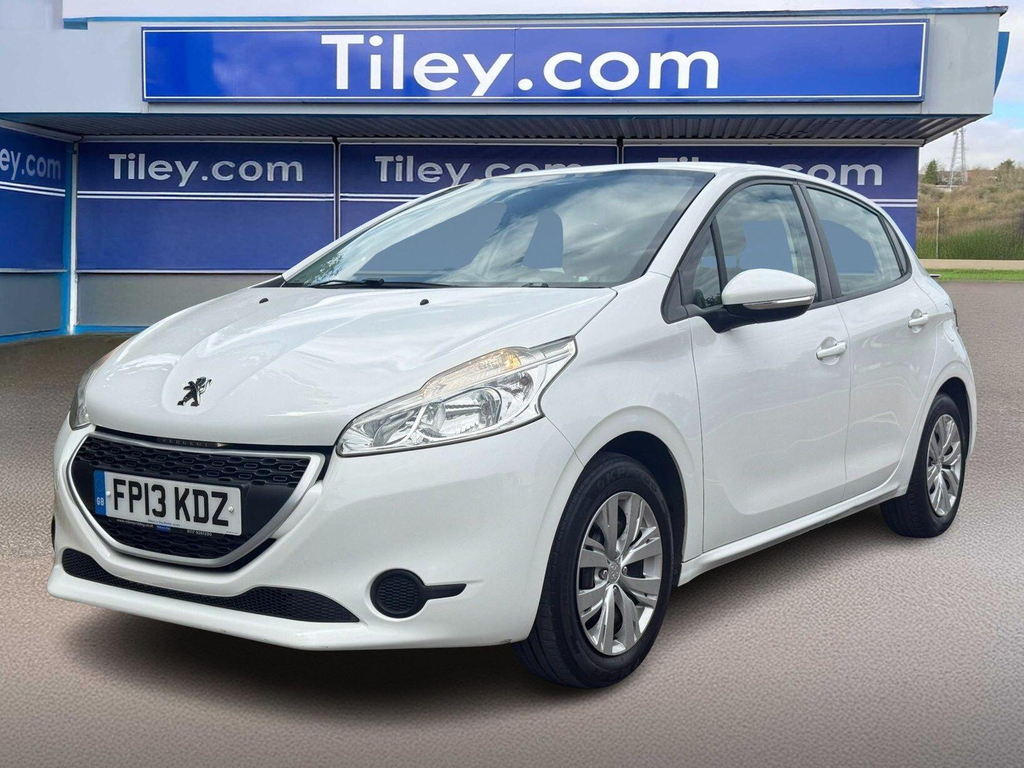 Peugeot 208 1.2 Vti Access Euro 5 #3