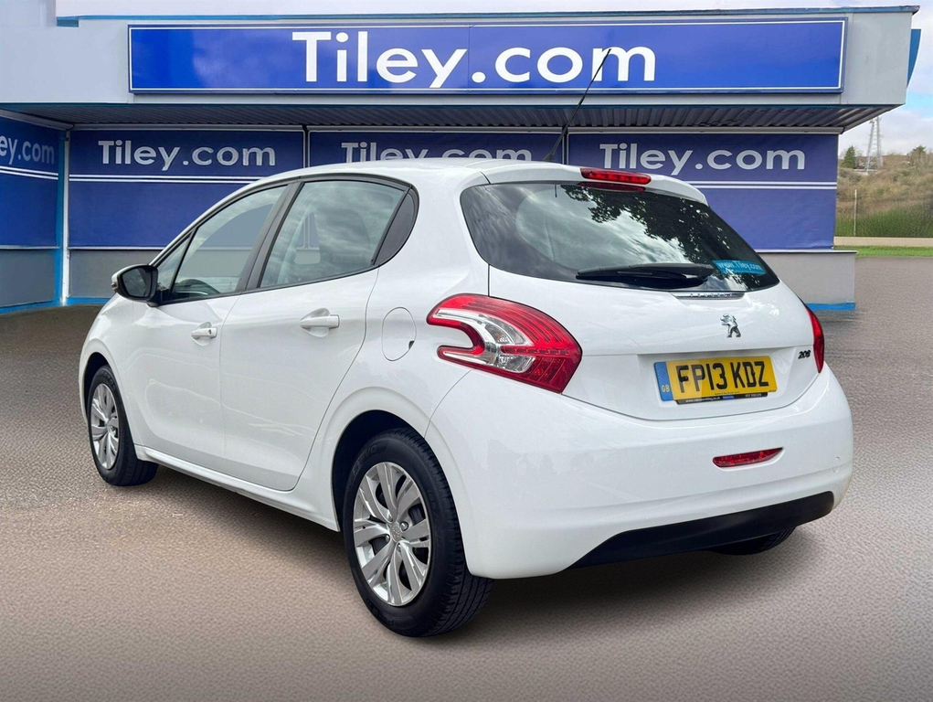 Peugeot 208 1.2 Vti Access Euro 5 #6