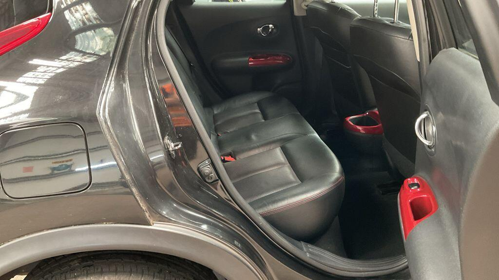 Nissan Juke Suv Tekna White #10