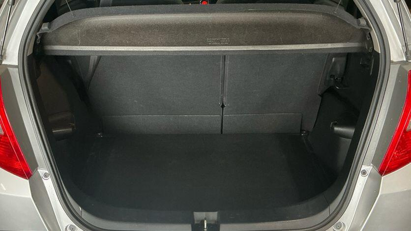 Honda Jazz 1.3 Jazz I-vtec Black #11