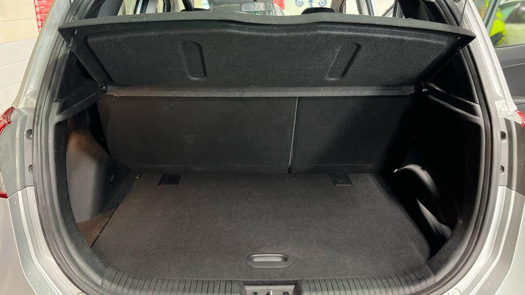 Hyundai Ix20 Hyundai Ix20 1.6 Active Grey #11