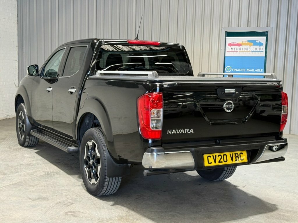 Nissan Navara 2.3L N-connecta Black #2