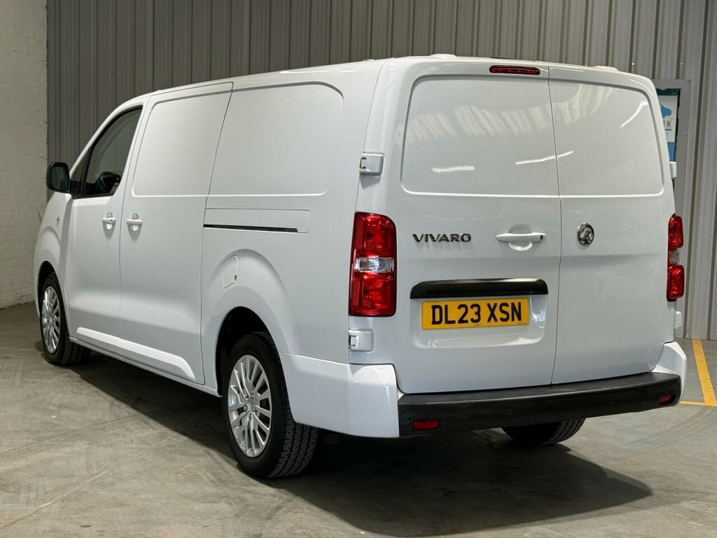 Vauxhall Vivaro 1.5L Pro 6Dr DL23XSN White #2