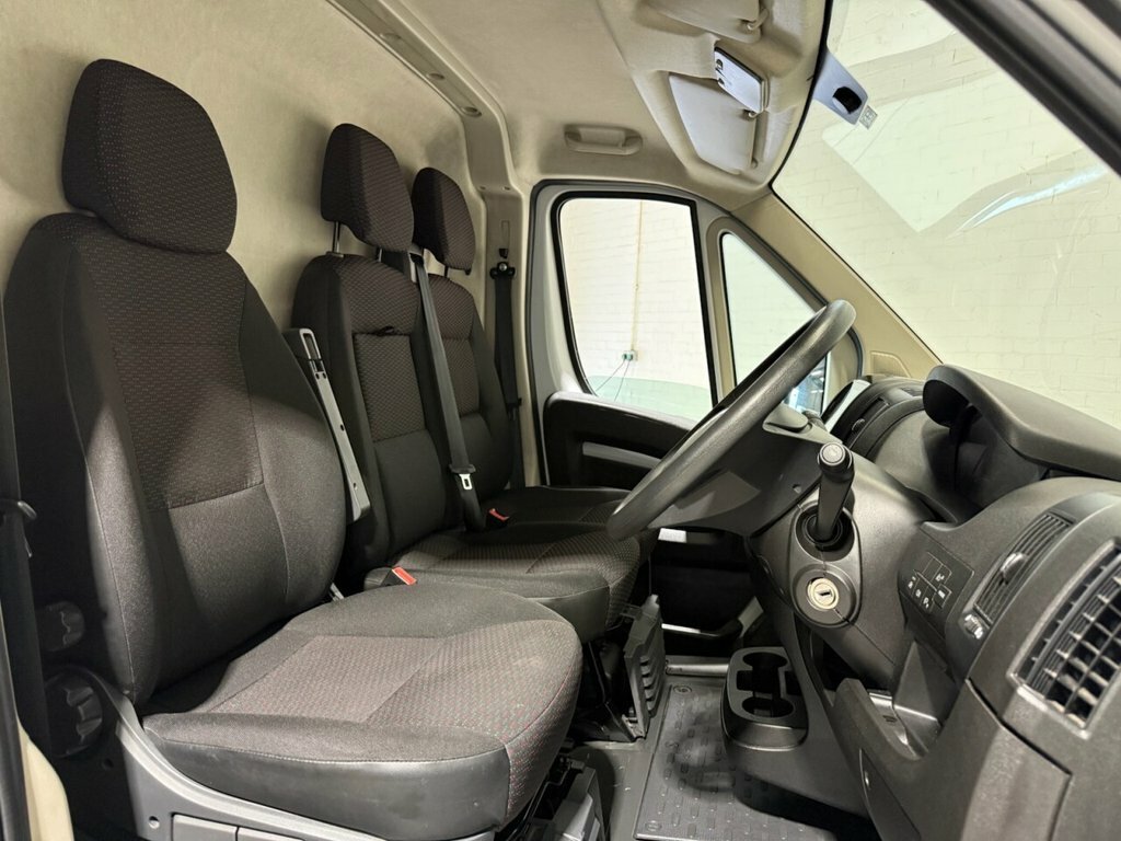 Vauxhall Movano 2.2L Prime DY23VEM White #6