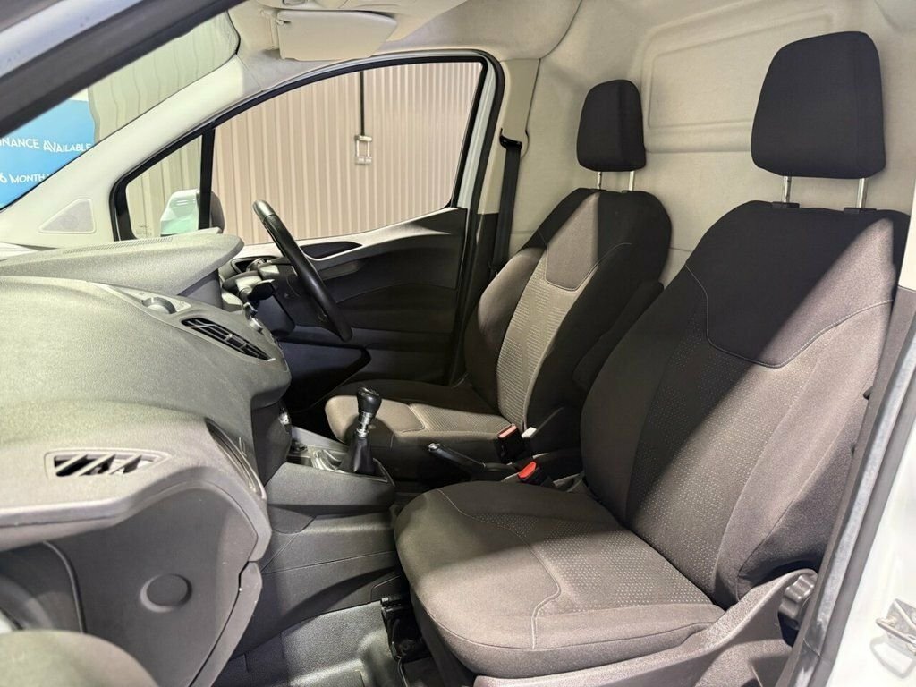 Ford Transit Courier 1.5L Limited CE20VVP White #6