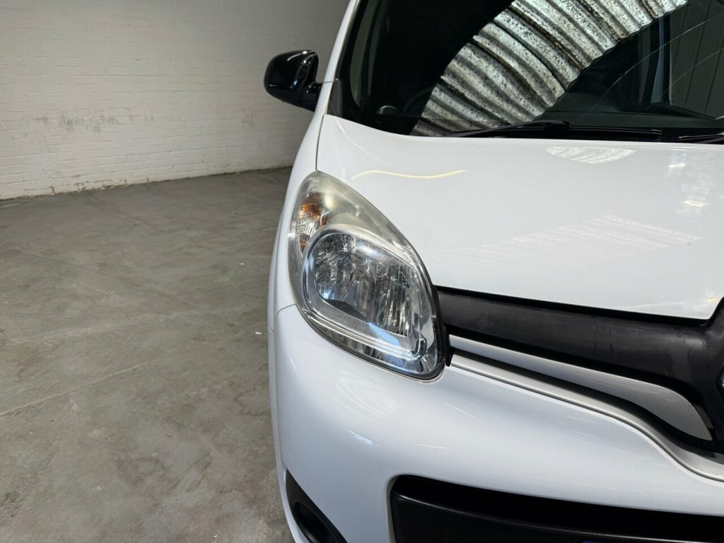 Renault Kangoo 1.5L Business White #6
