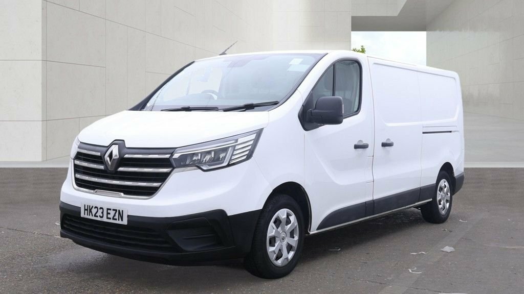 Renault Trafic 2L Business White #2