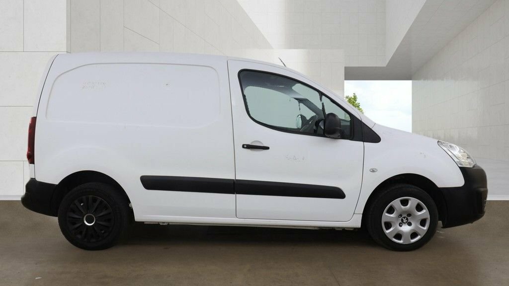 Peugeot Partner 1.6L Professional WU18UVH White #3