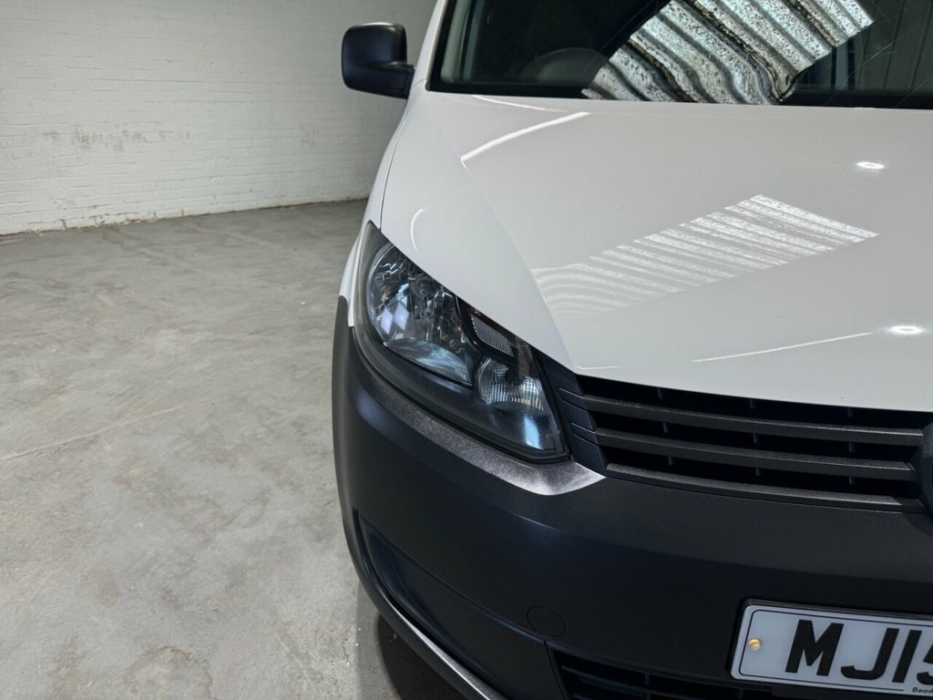 Volkswagen Caddy 1.6L C20 Startline White #6