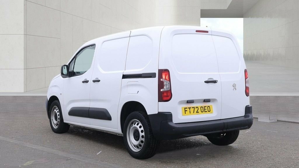 Peugeot Partner 1.5L Professional Premium White #3