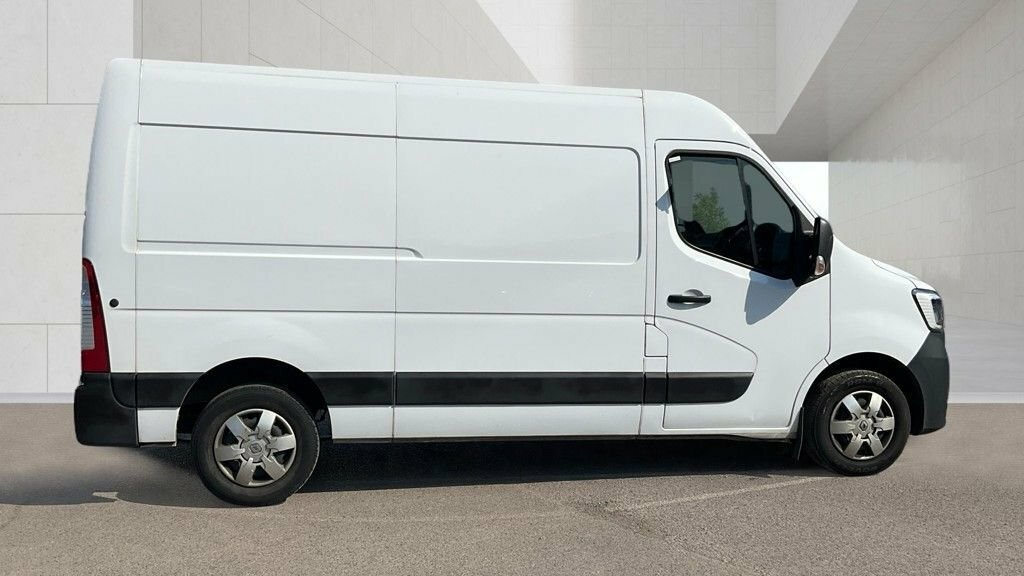 Renault Master 2.3L Advance White #5