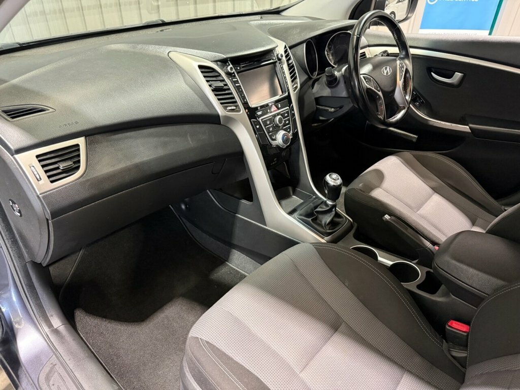 Hyundai I30 1.6L Se Nav Grey #4