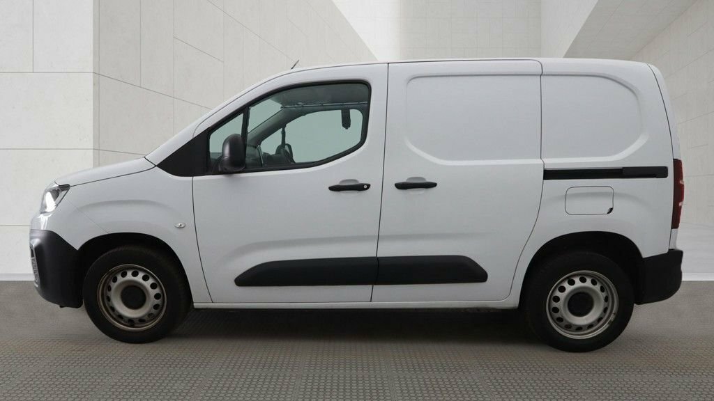 Citroen Berlingo 1.5L Enterprise Edition M White #5