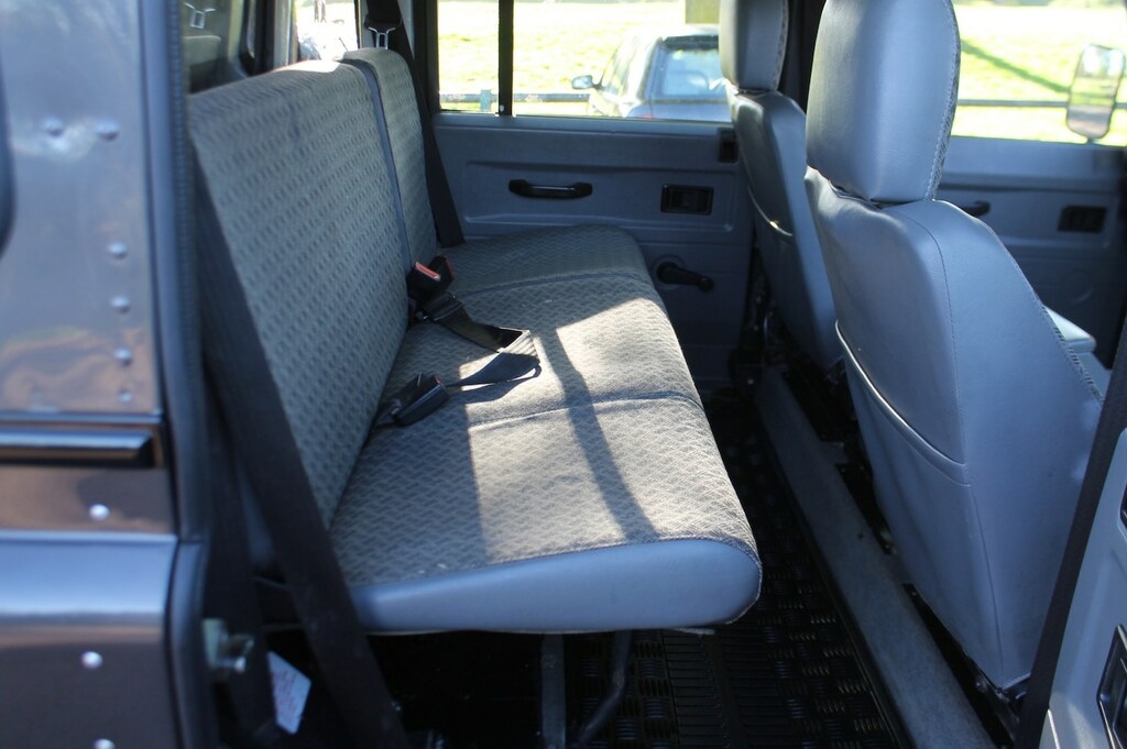 Land Rover Defender County Double Cab Pickup Td5 Grey #6