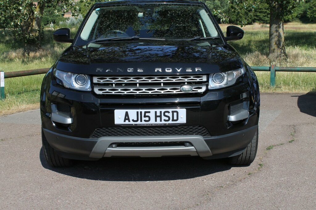 Land Rover Range Rover Evoque 2.2 Sd4 Pure 9 Tech Pack AJ15HSD Black #2