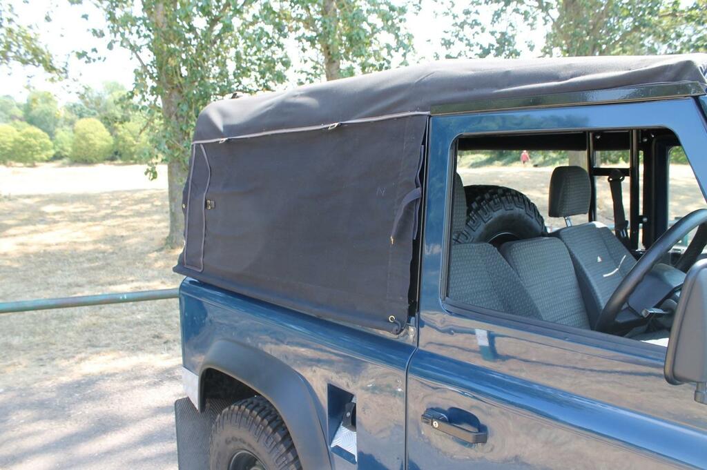 Land Rover Defender 50Th Anniversay Edition V8 4.0 Litre Green #16
