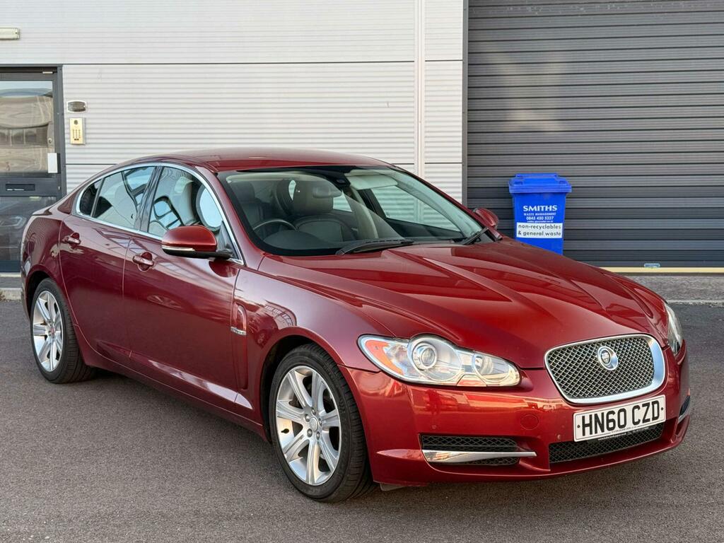Jaguar XF Luxury Red