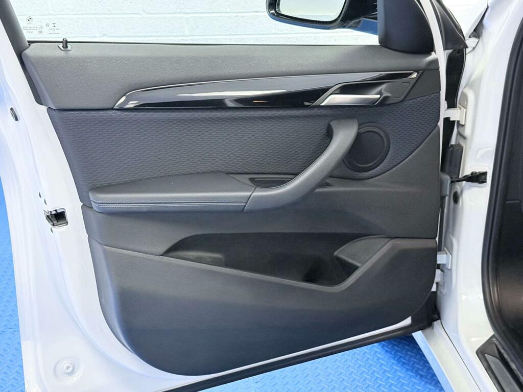BMW X1 Sport Black #13