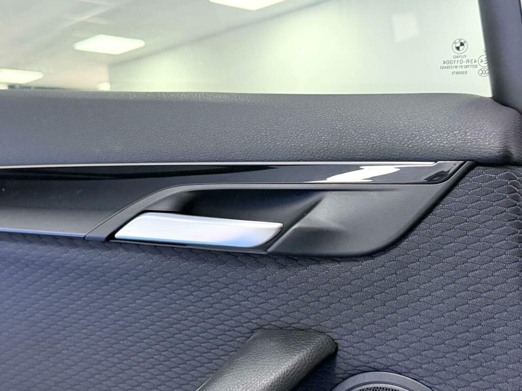 BMW X1 Sport Black #31