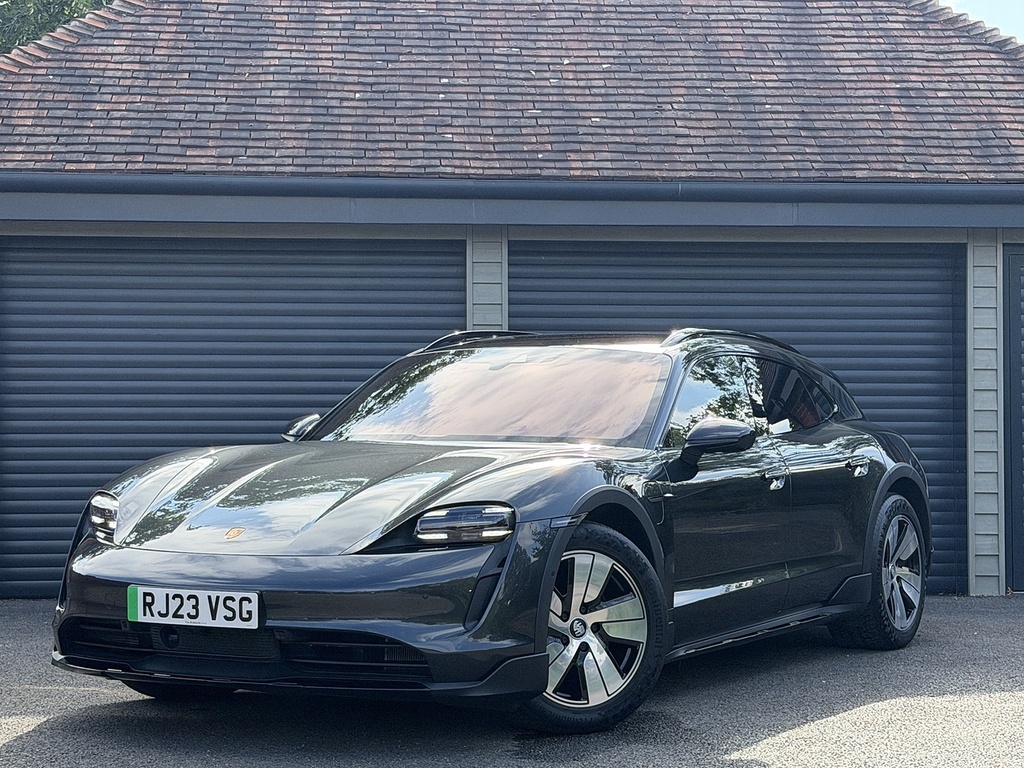 Porsche Taycan Performance Plus 4S Grey #4