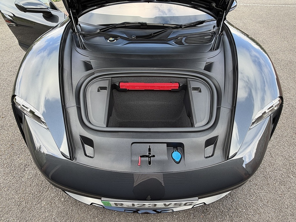 Porsche Taycan Performance Plus 4S Grey #6