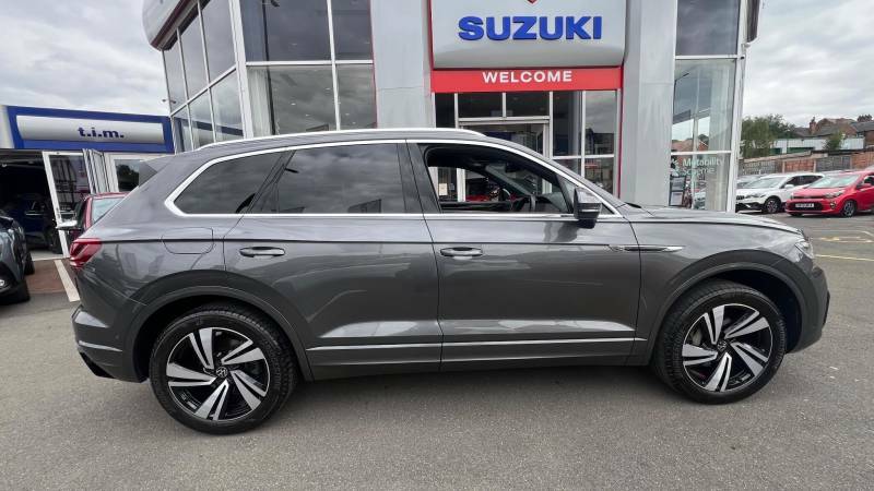 Volkswagen Touareg 3.0 Tdi V6 R-line Tech Tiptronic 4Motion Euro 6 S Grey #2